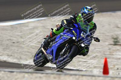 media/Sep-21-2025-TrackDaz (Sun) [[277c75b276]]/B Group/1220pm (Turn 2)/